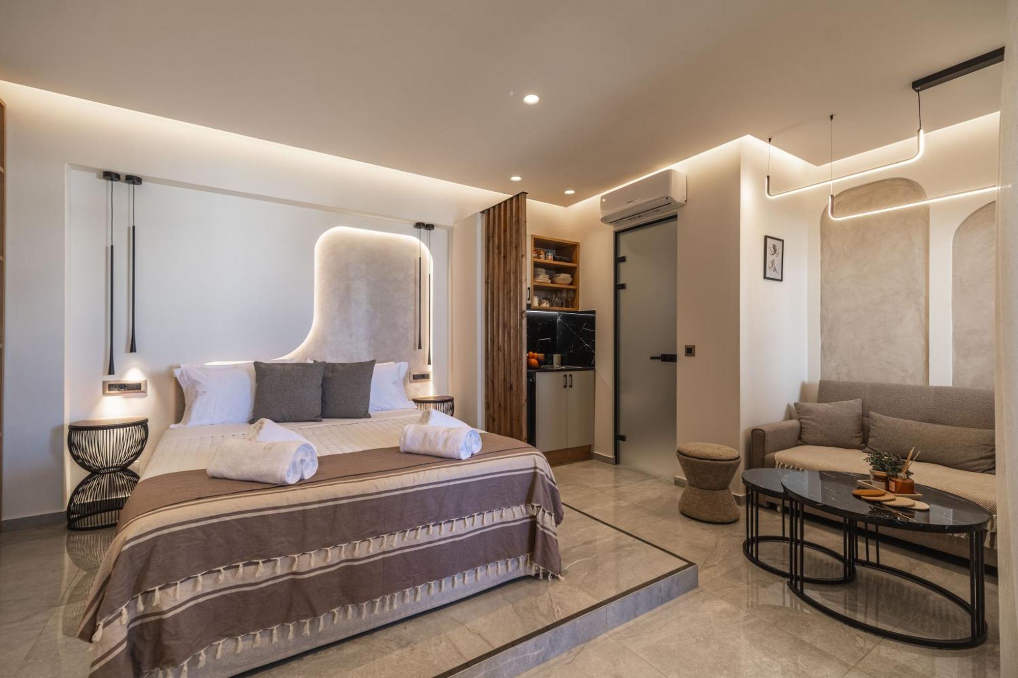 Eros Luxury Suites 레팀노 외부 사진