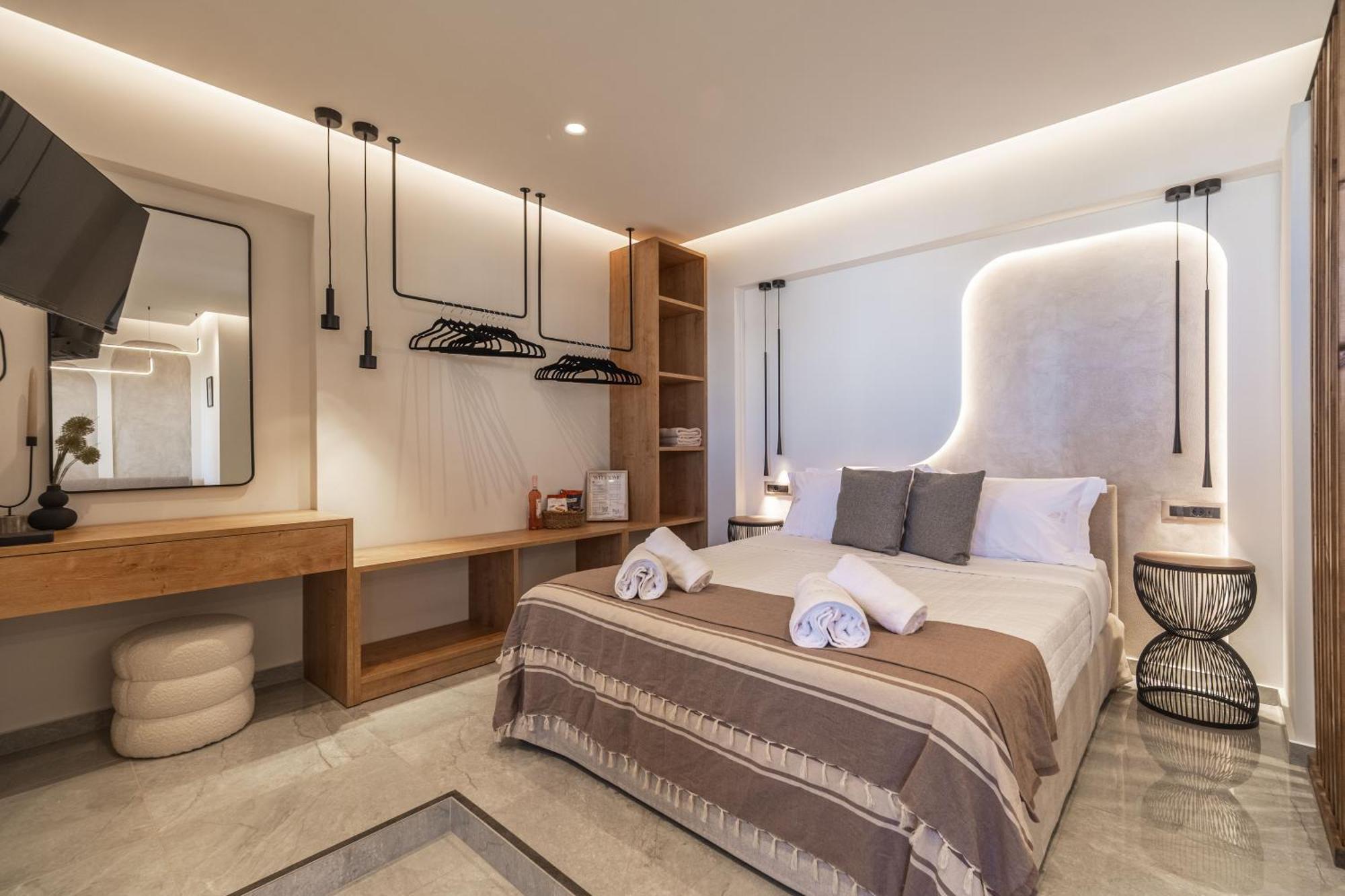 Eros Luxury Suites 레팀노 외부 사진