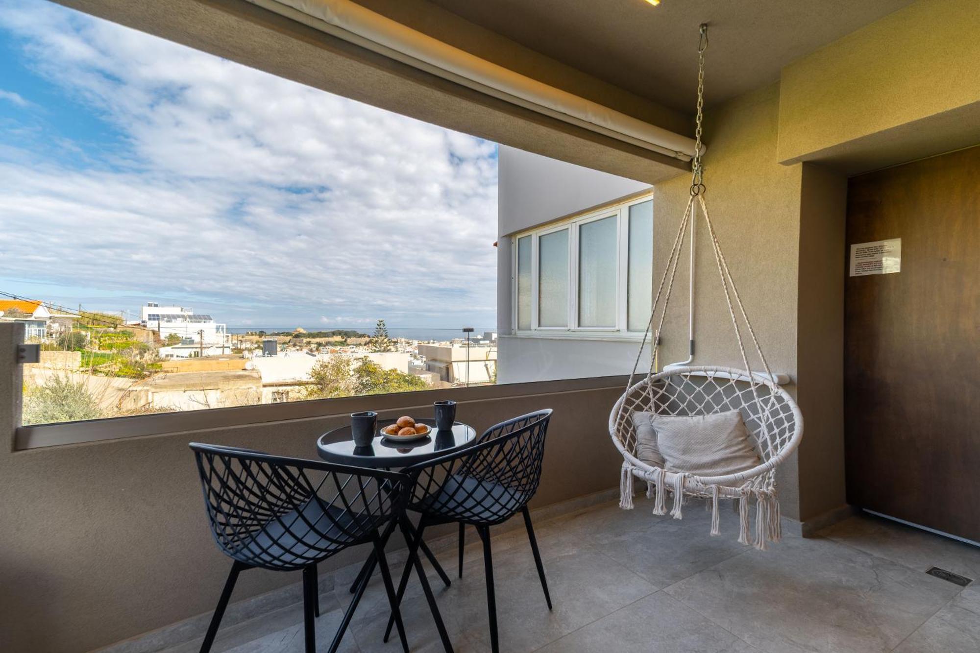 Eros Luxury Suites 레팀노 외부 사진