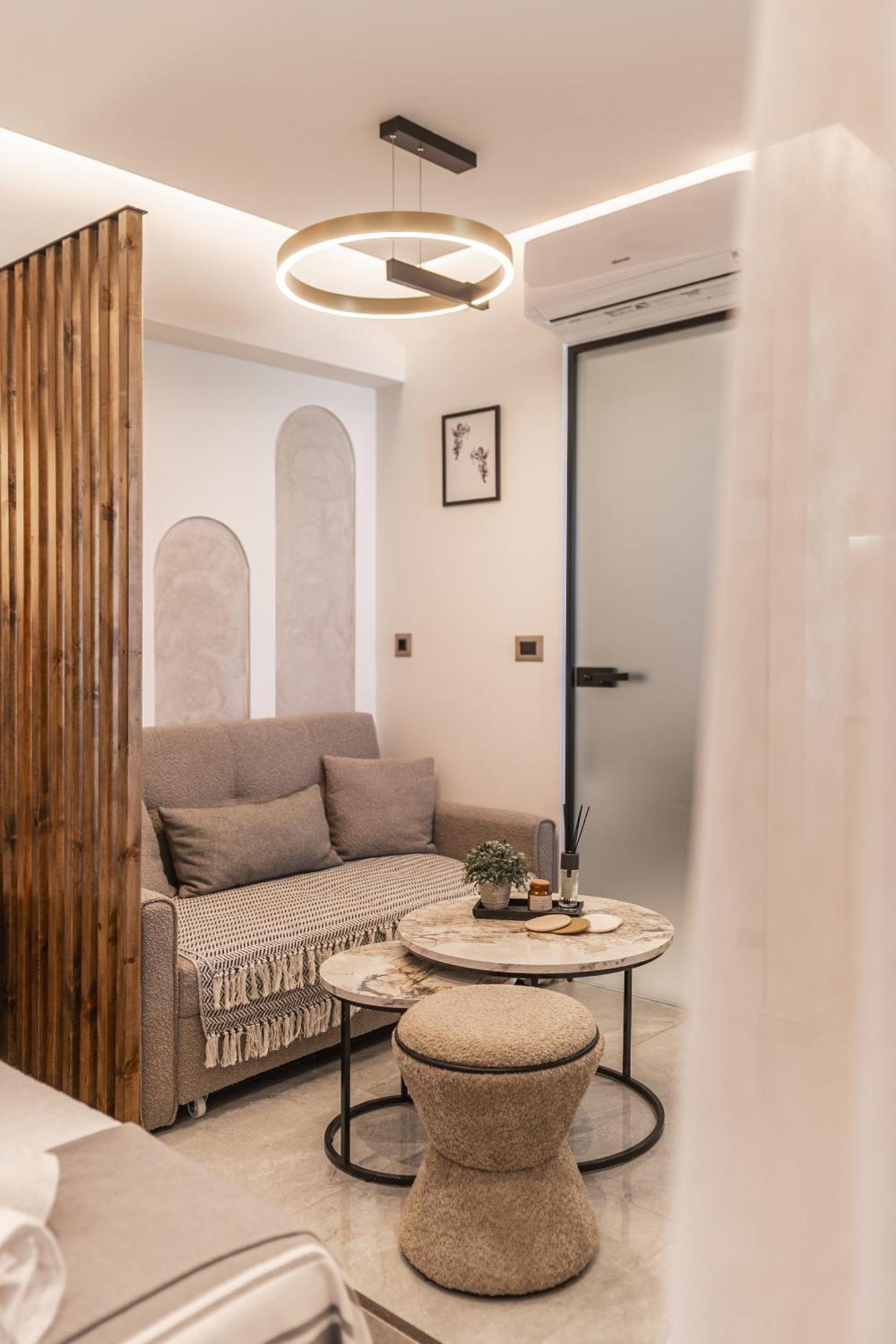 Eros Luxury Suites 레팀노 외부 사진