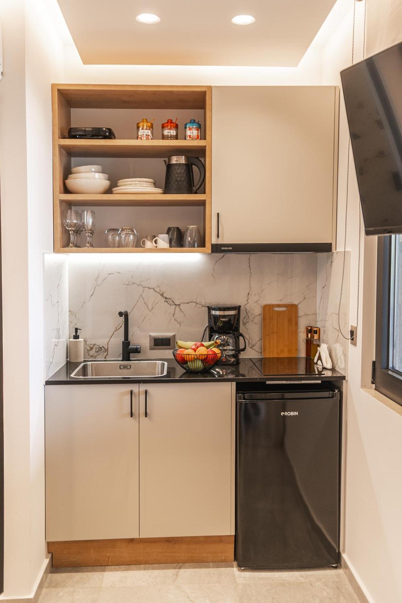 Eros Luxury Suites 레팀노 외부 사진