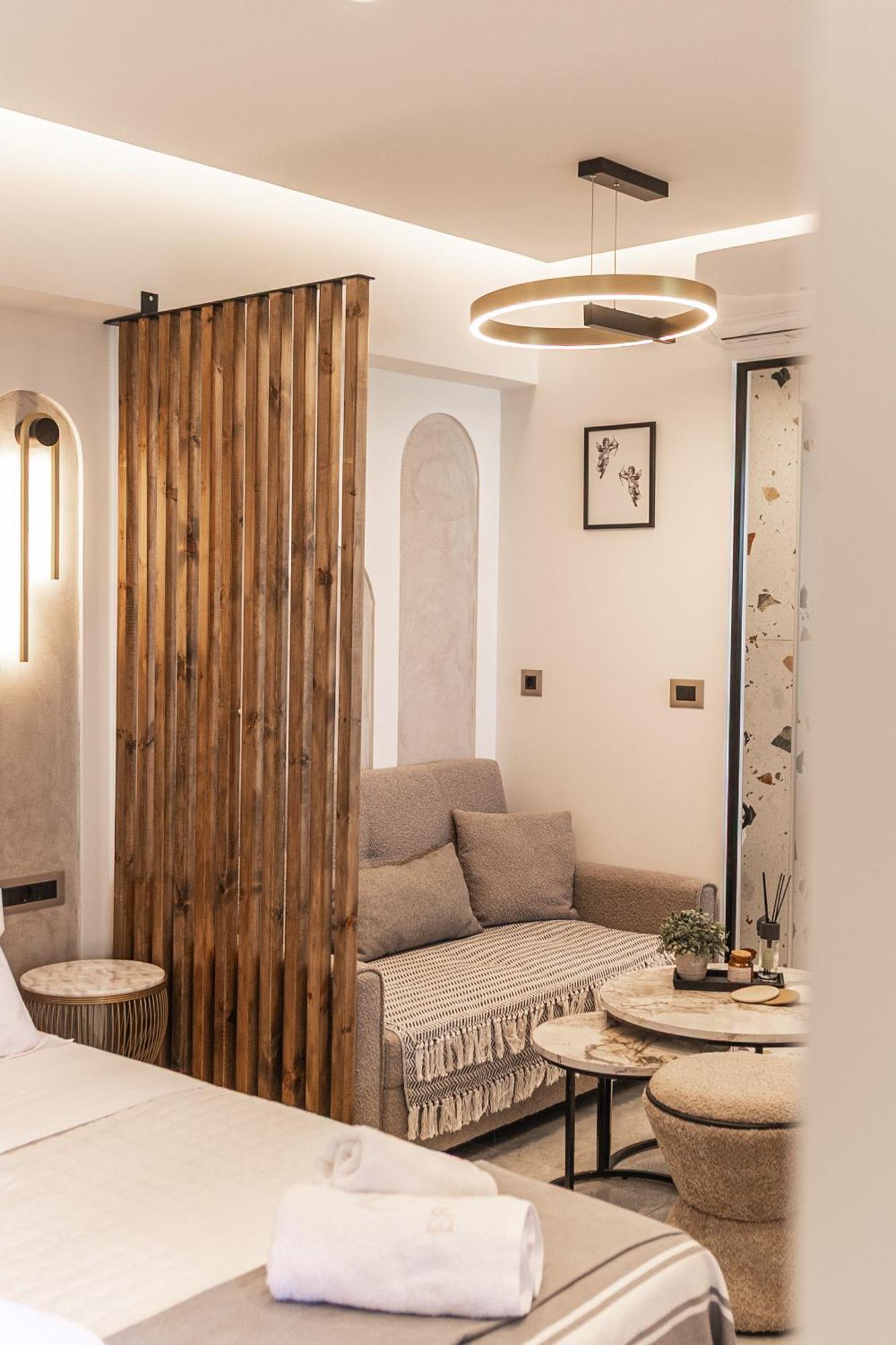 Eros Luxury Suites 레팀노 외부 사진